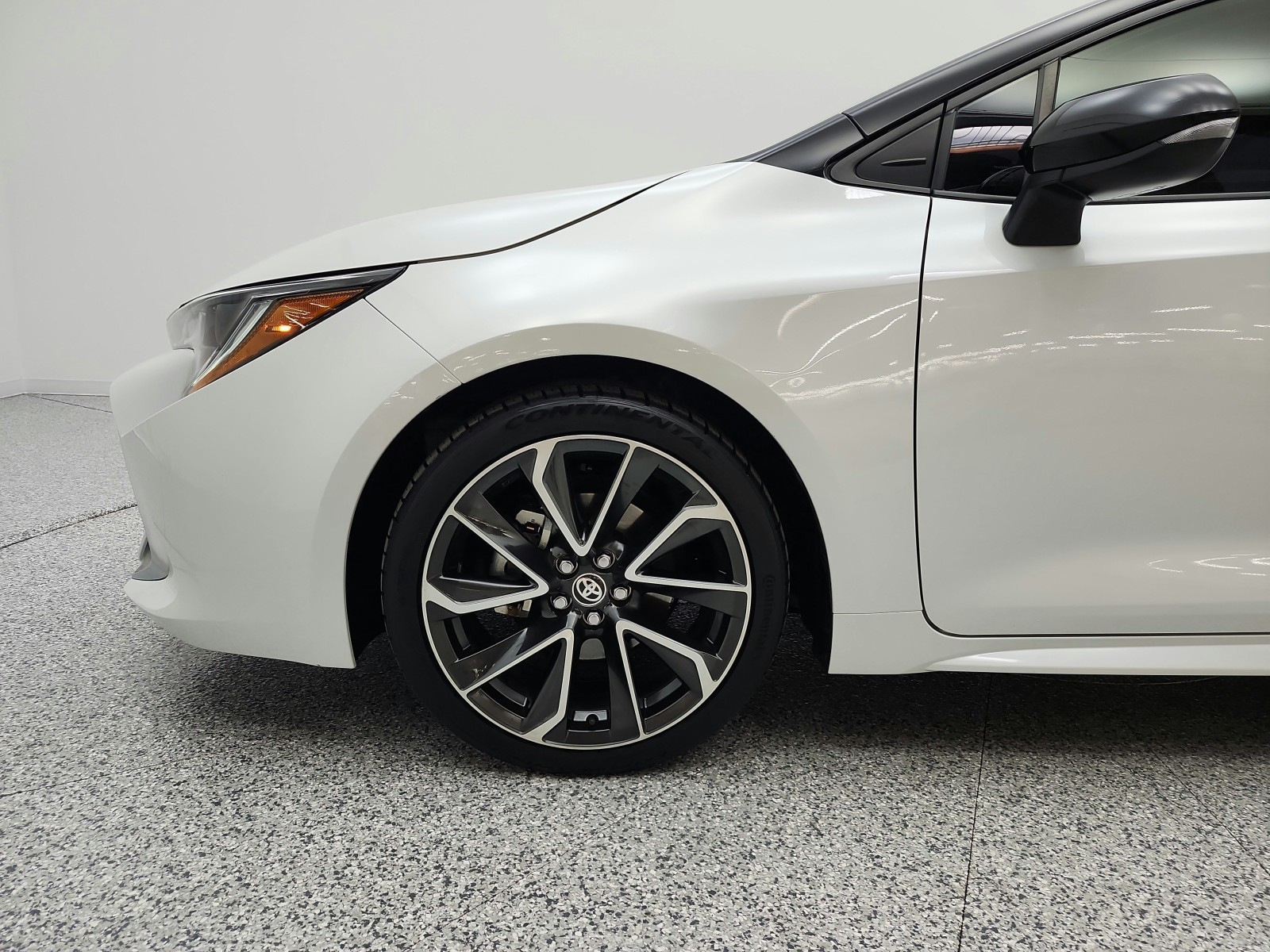 Used 2022 Midnight Black Metallic Toyota XSE CVT (Natl) image 21