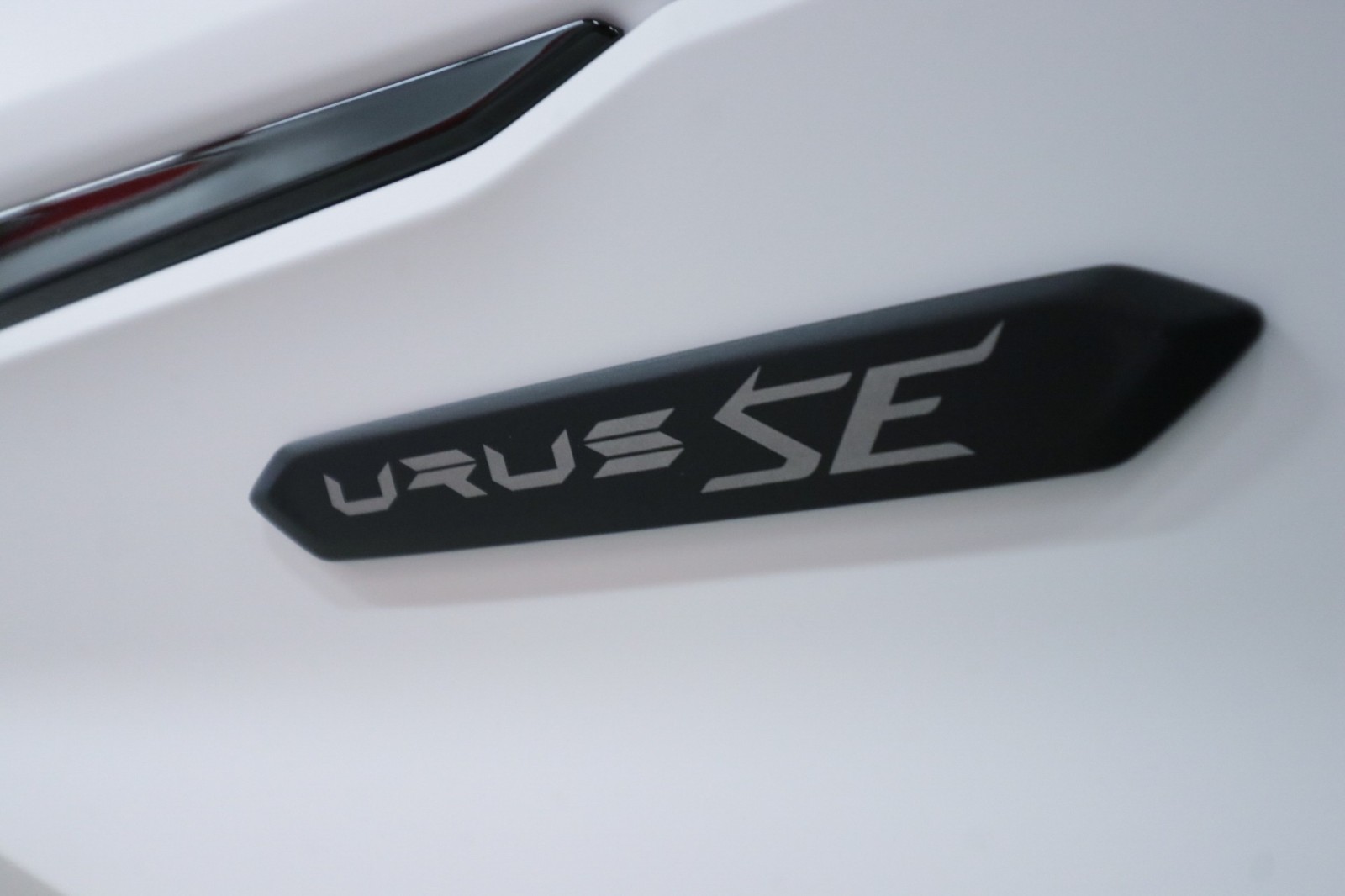 Used Car 2025 Lamborghini Urus  Se For Sale Under $360,000 In Austin, Texas