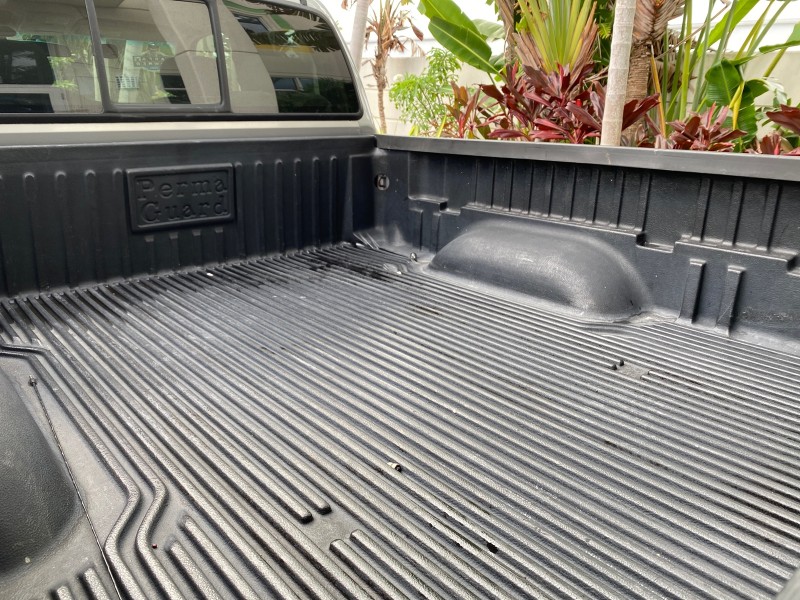 2002 Toyota Tundra SR5 LOW MILES 94,632 1 OWNER in , 