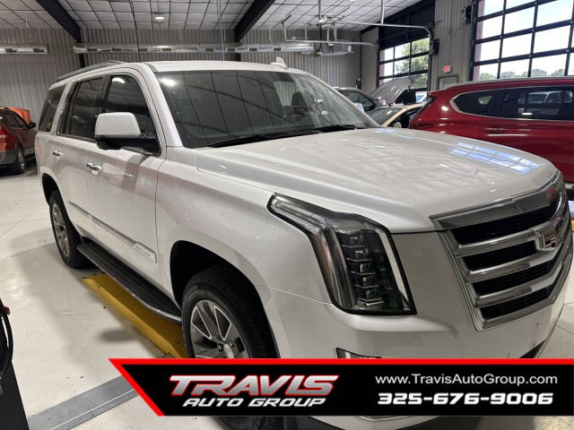 White 2020 Cadillac Escalade SUV / Crossover Rear-Wheel Drive Automatic