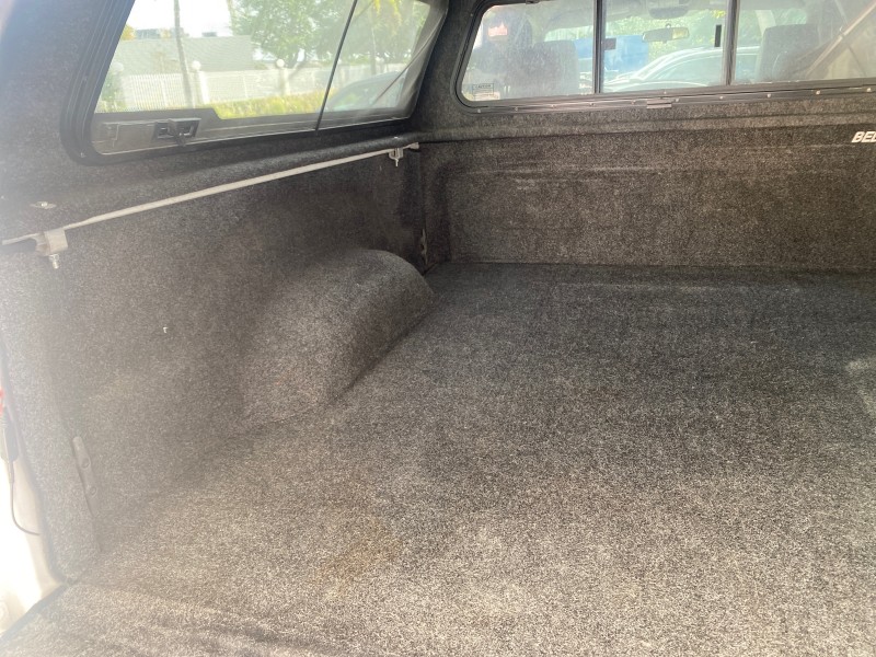 2007 Dodge Ram 1500 SLT CREW CAB CAMPER TOP 5.7 V8 in , 