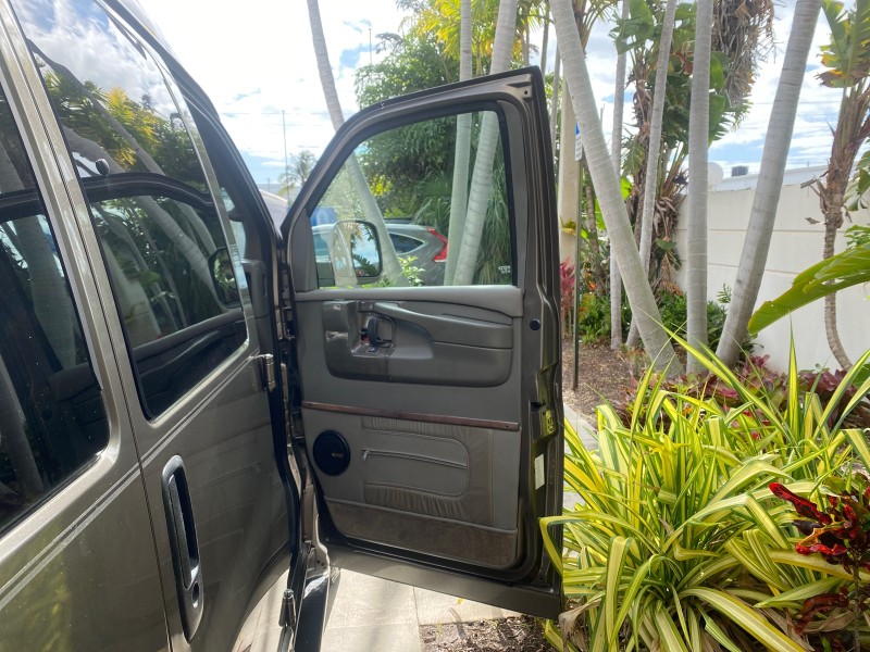 2004 Chevrolet Express Passenger 1 OWNER HI TOP EXPLORER CONVERSION in , 