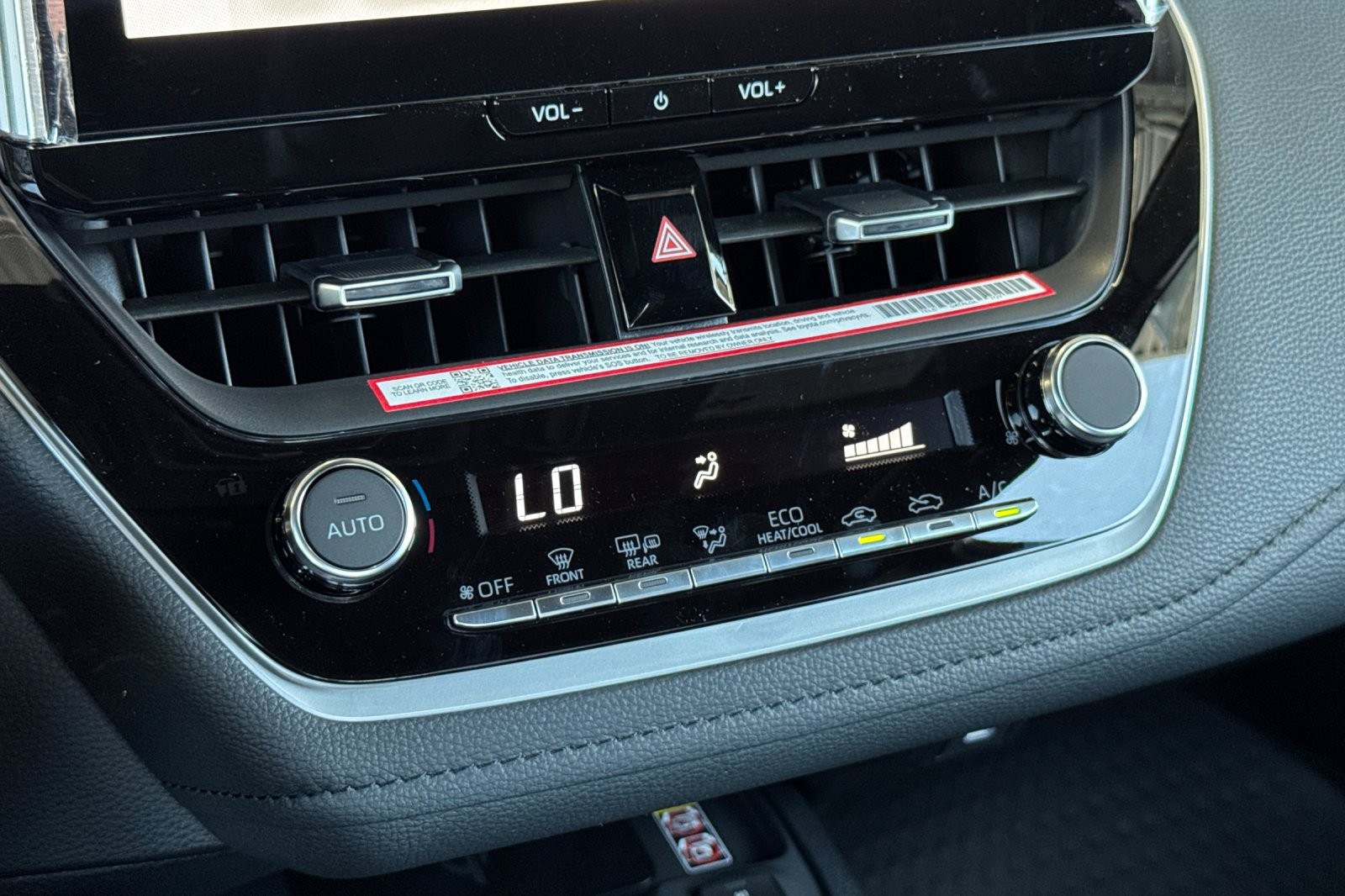 New 2026 WIND CHILL PEARL [EX Toyota XSE image 19