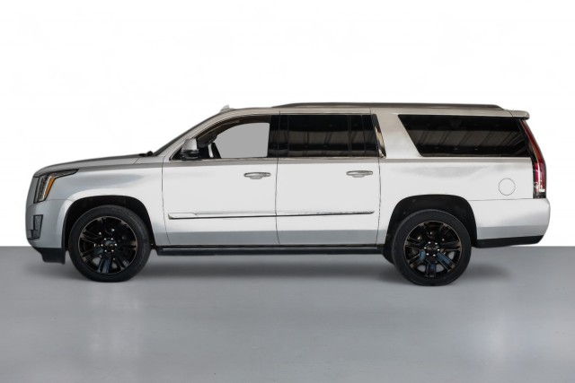 2016 Cadillac Escalade ESV Premium Collection 11