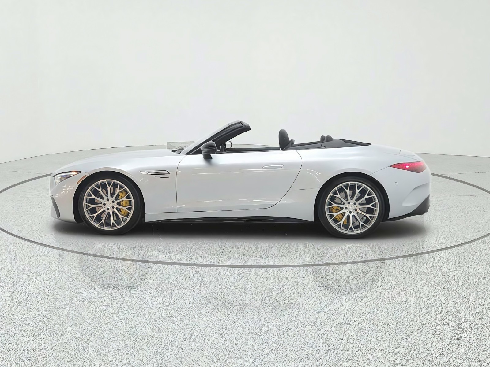 Certified Used 2022 Cirrus Silver Metallic Mercedes-Benz AMG® SL 63 Roadster image 8