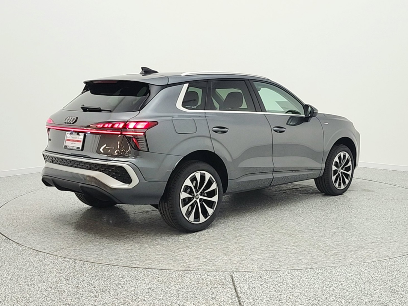 New 2026 Daytona Gray Pearl Effect Audi S line quattro image 5