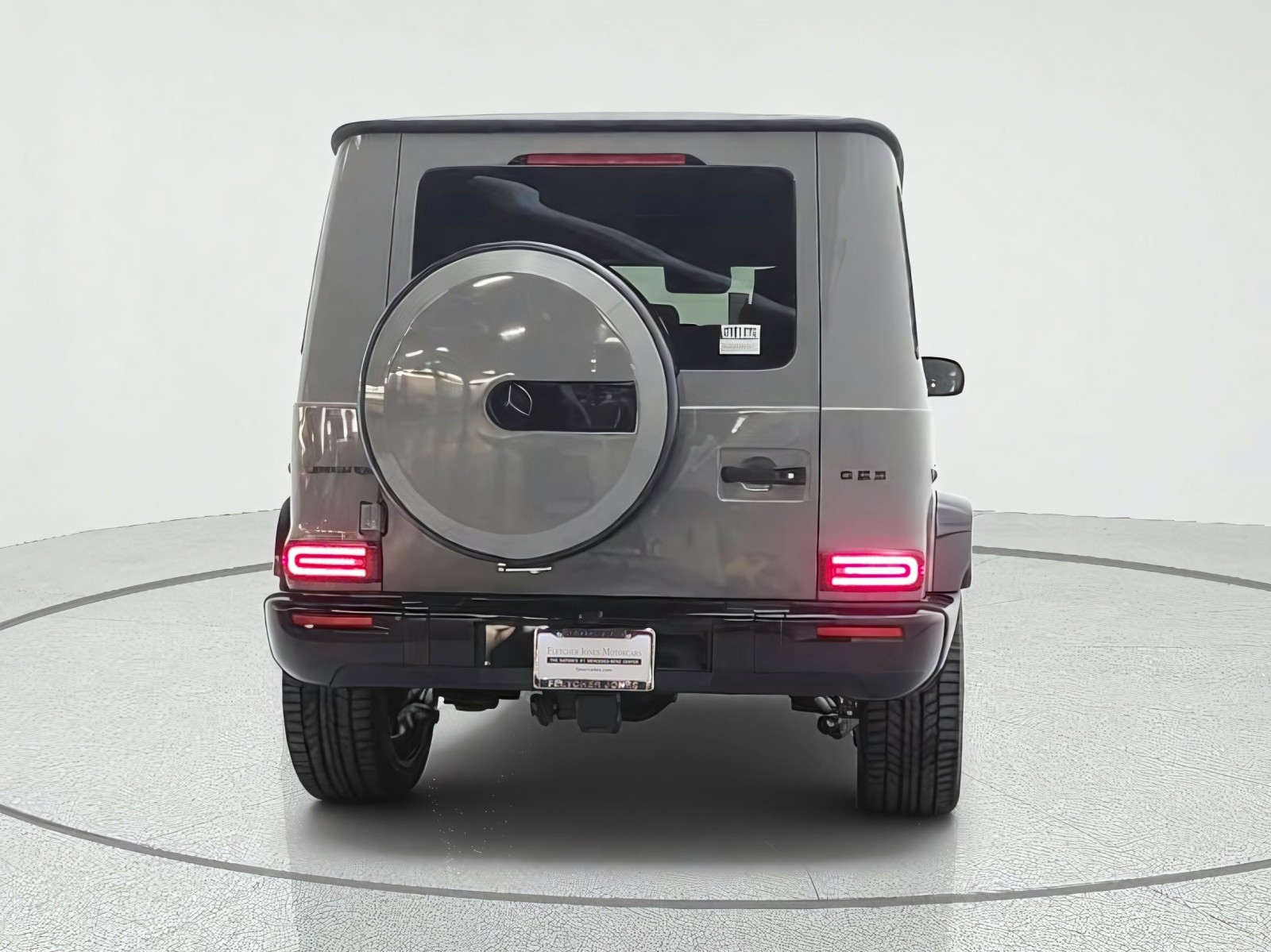 New 2027 MANUFAKTUR Arabian Grey Mercedes-Benz AMG® G 63 SUV image 6