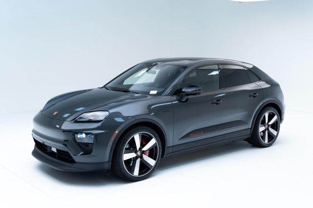 2025  Macan 4S Electric in , 