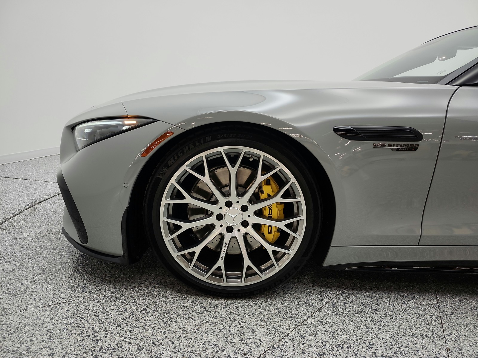 Certified Used 2022 MANUFAKTUR Alpine Grey Mercedes-Benz AMG® SL 63 Roadster image 21