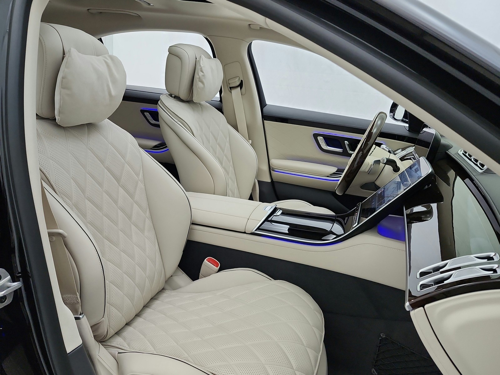 New 2026 Obsidian Black Metallic Mercedes-Benz S 500 image 16