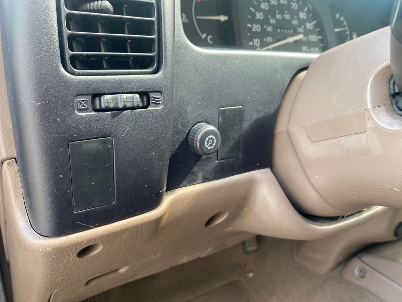 2002 Toyota Tacoma 1 OWNER AUTO AC 4 CYL in , 