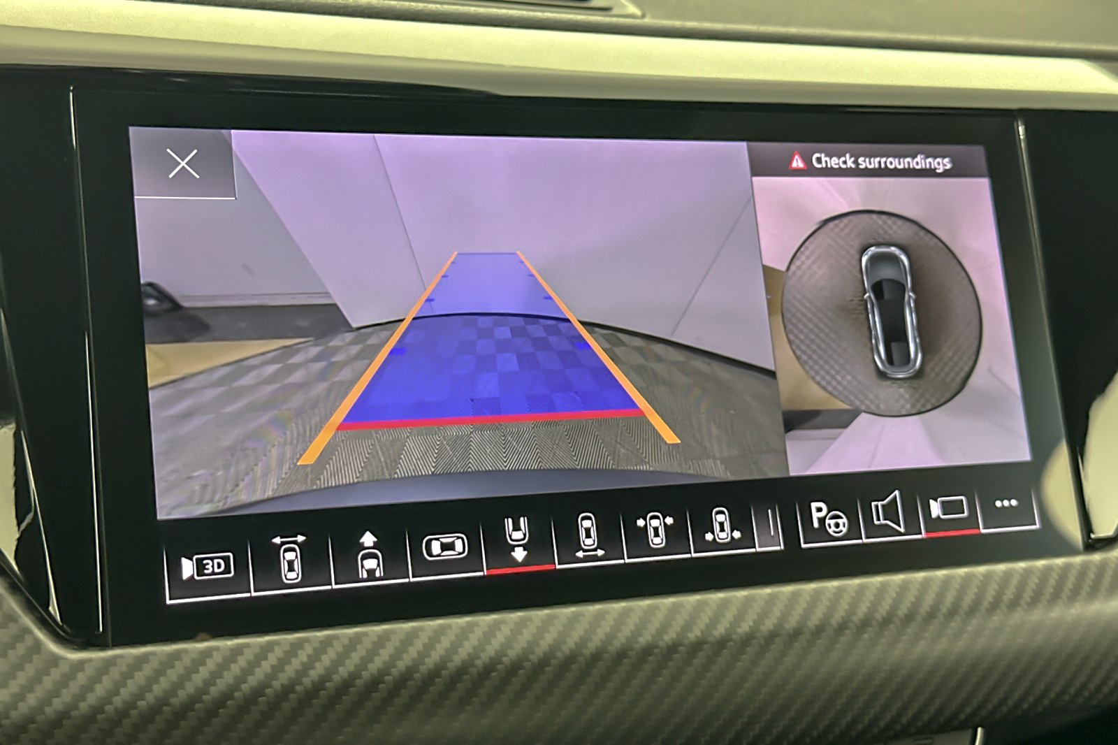 Certified Used 2024 Daytona Gray Pearl Effect Audi quattro image 18