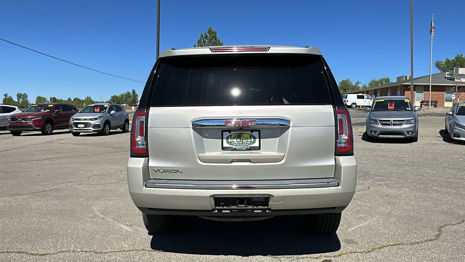 2017 GMC Yukon Denali 4