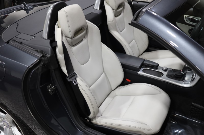 2013 Mercedes-Benz SLK 250 AMG Sport 2dr Roadster in ,