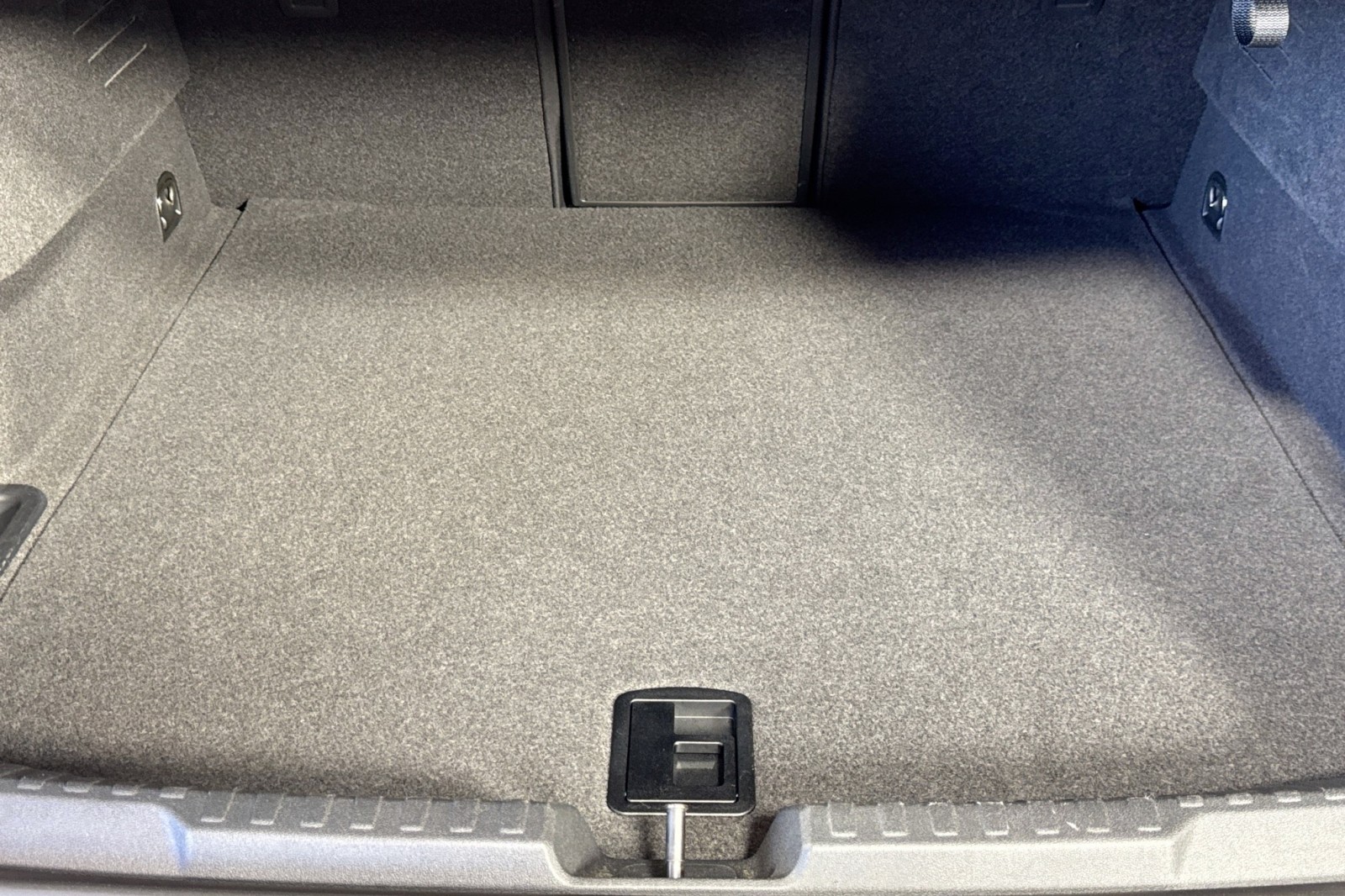 Used 2024 Daytona Gray Pearl Effect Audi  image 24