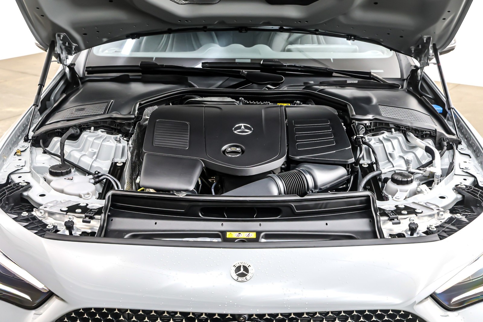 New 2026 MANUFAKTUR Alpine Grey Metallic Mercedes-Benz CLE 300 image 11