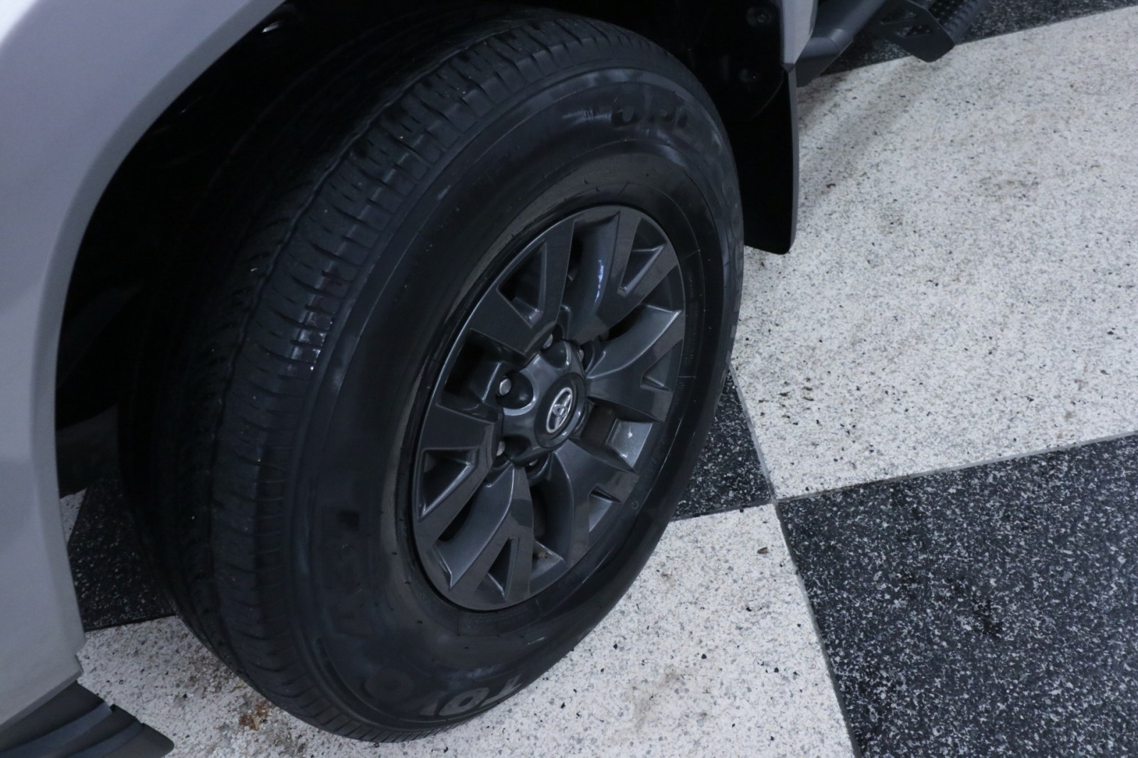 Used Car 2021 Toyota Tacoma 2wd  Sr5 For Sale Under $30,000 In Austin, Texas