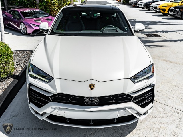 2021 Lamborghini Urus  in , 