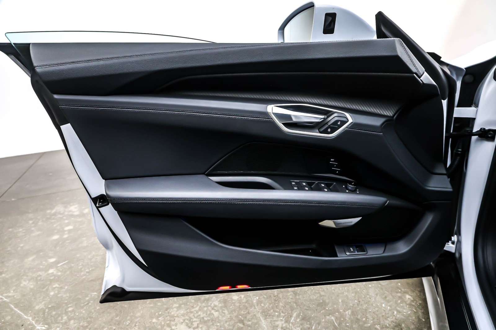 Used 2024 Suzuka Gray Metallic Audi Premium Plus quattro image 21