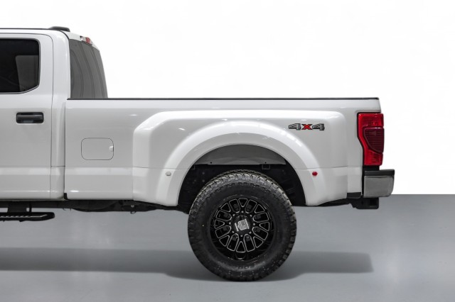 2022 Ford F-350 XLT 11