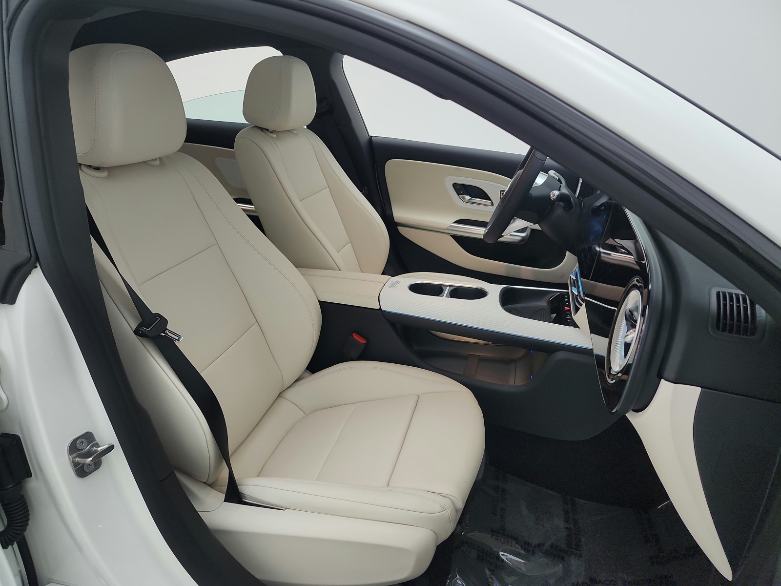 New 2026 Polar White Mercedes-Benz CLA 250+ image 15