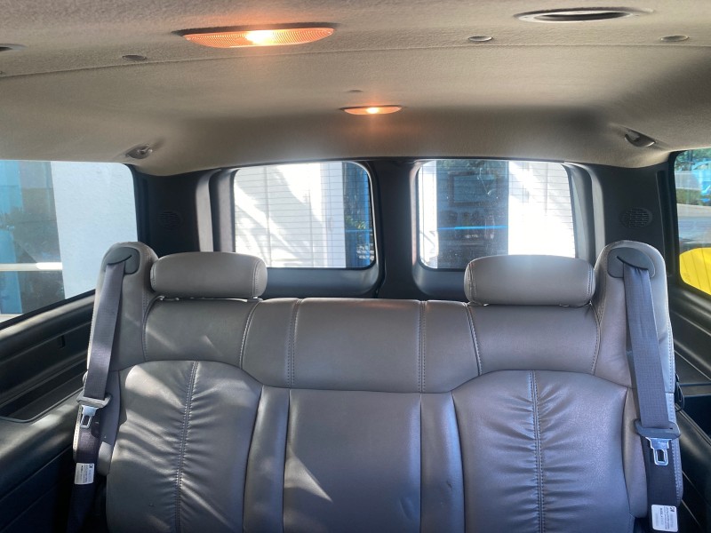 2001 Chevrolet Suburban LT Z71 1 FL 4WD 44 SERVICES NO ACCIDENTS in ,