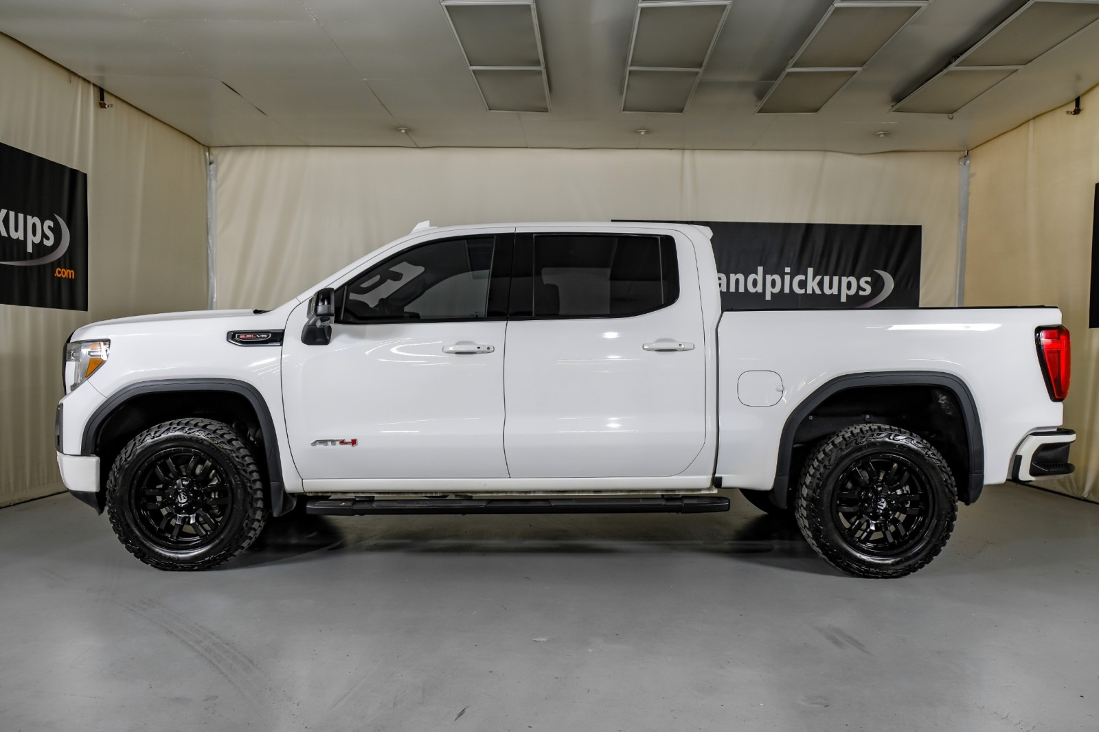 2019 GMC Sierra 1500 AT4 11