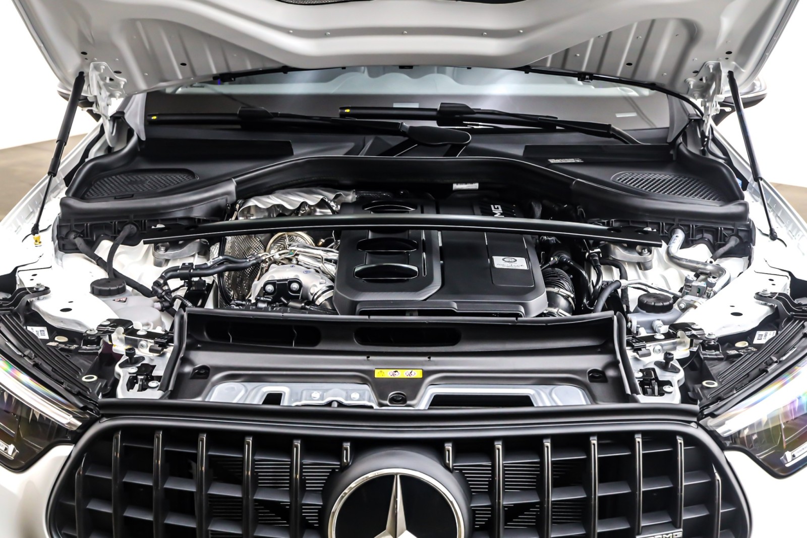 New 2026 Polar White Mercedes-Benz AMG® GLC 43 image 11