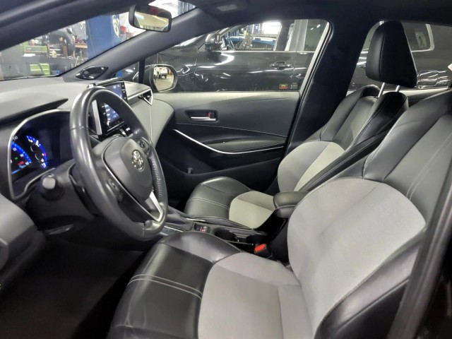 2021 Toyota Corolla Hatchback XSE CVT (Natl) 9