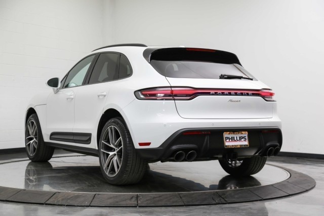 2023 Porsche Macan  3