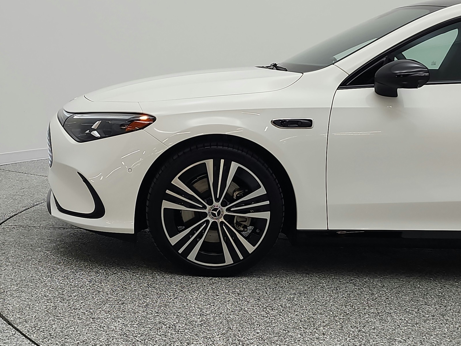 New 2026 Polar White Mercedes-Benz CLA 250+ image 16