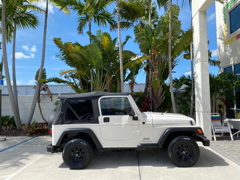 2005 Jeep Wrangler SE 4WD LOW MILES 29,371 1 OWNER in ,