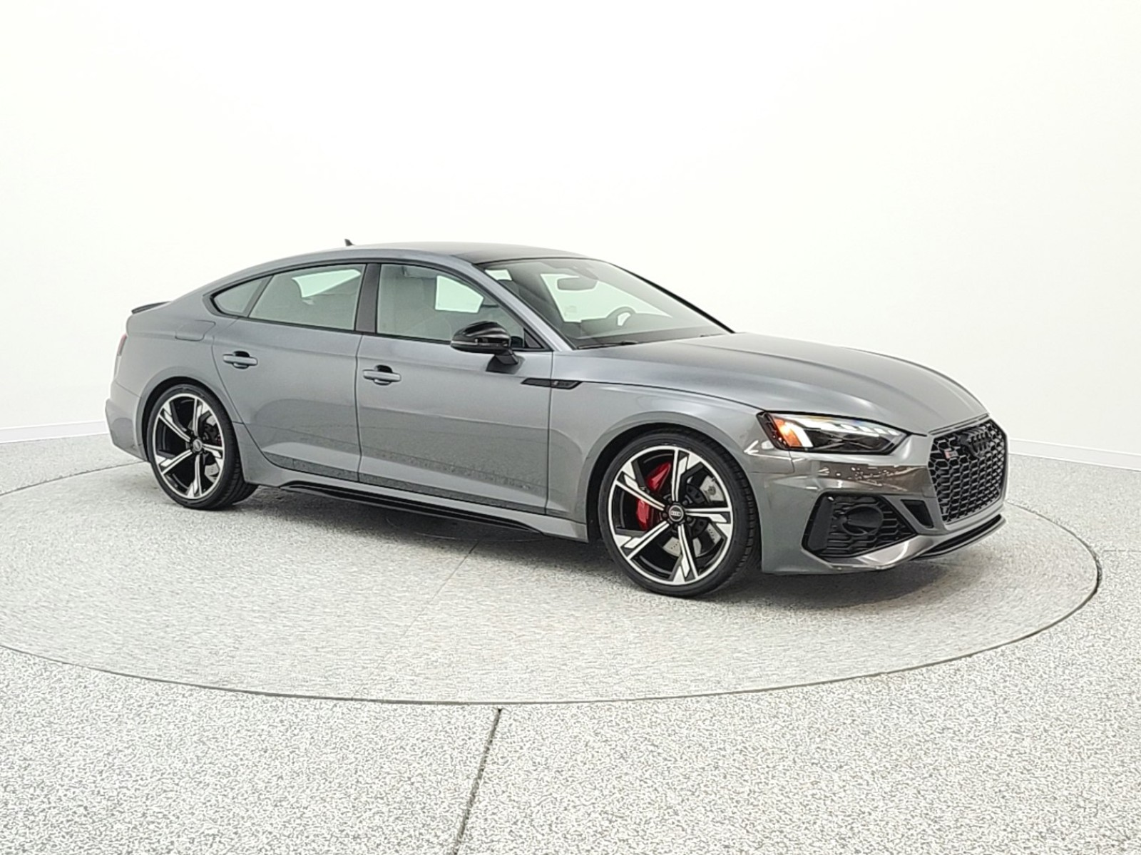 Used 2023 Daytona Gray Pearl Effect Audi 2.9 TFSI quattro image 3