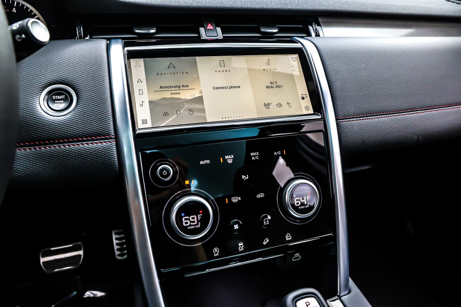 Used 2023 Santorini Black Metallic Land Rover SE R-Dynamic 4WD image 21