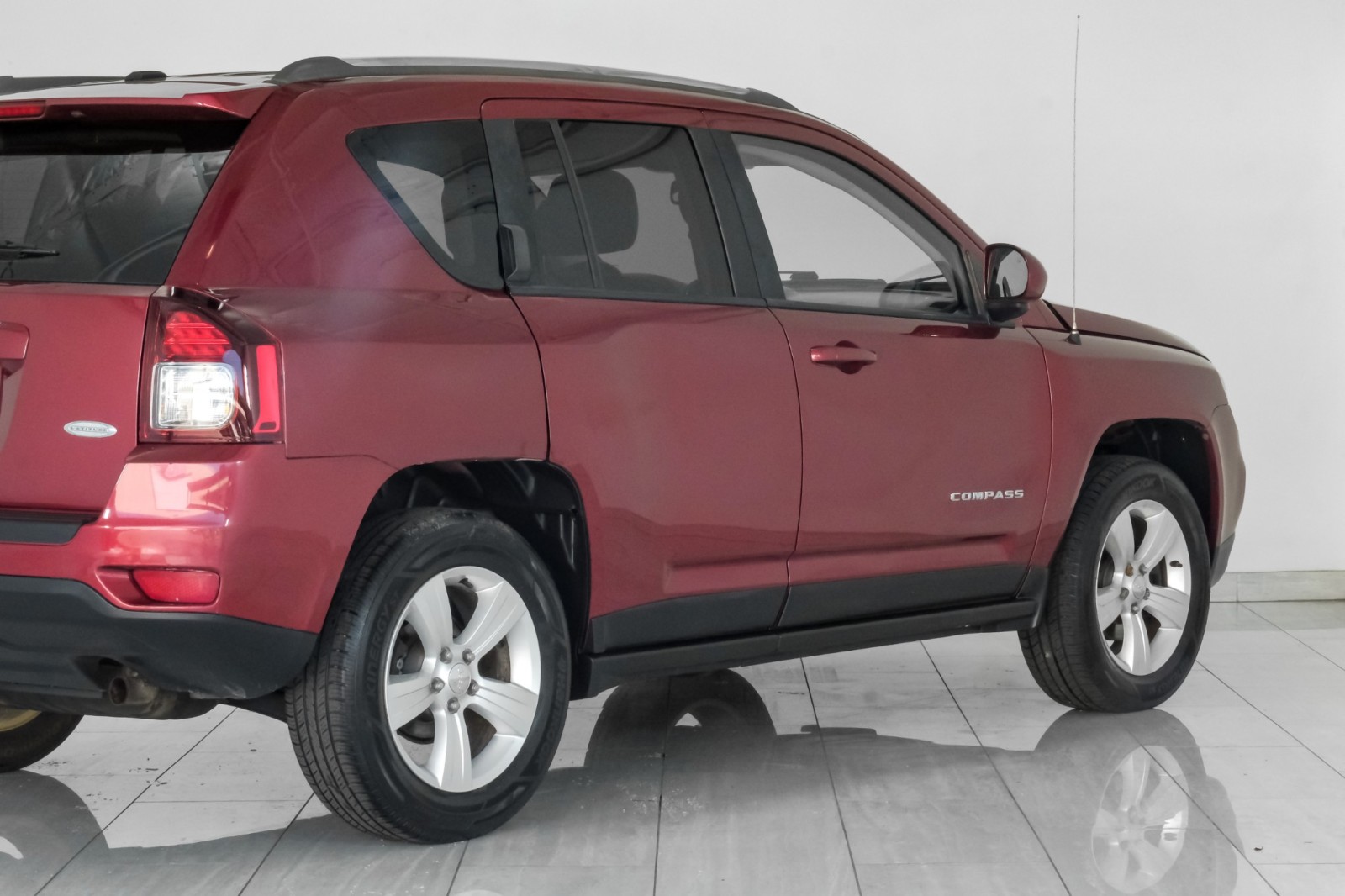 2014 Jeep Compass LATITUDE 4WD AUTOMATIC LEATHER/CLOTH HEATED SEATS  40