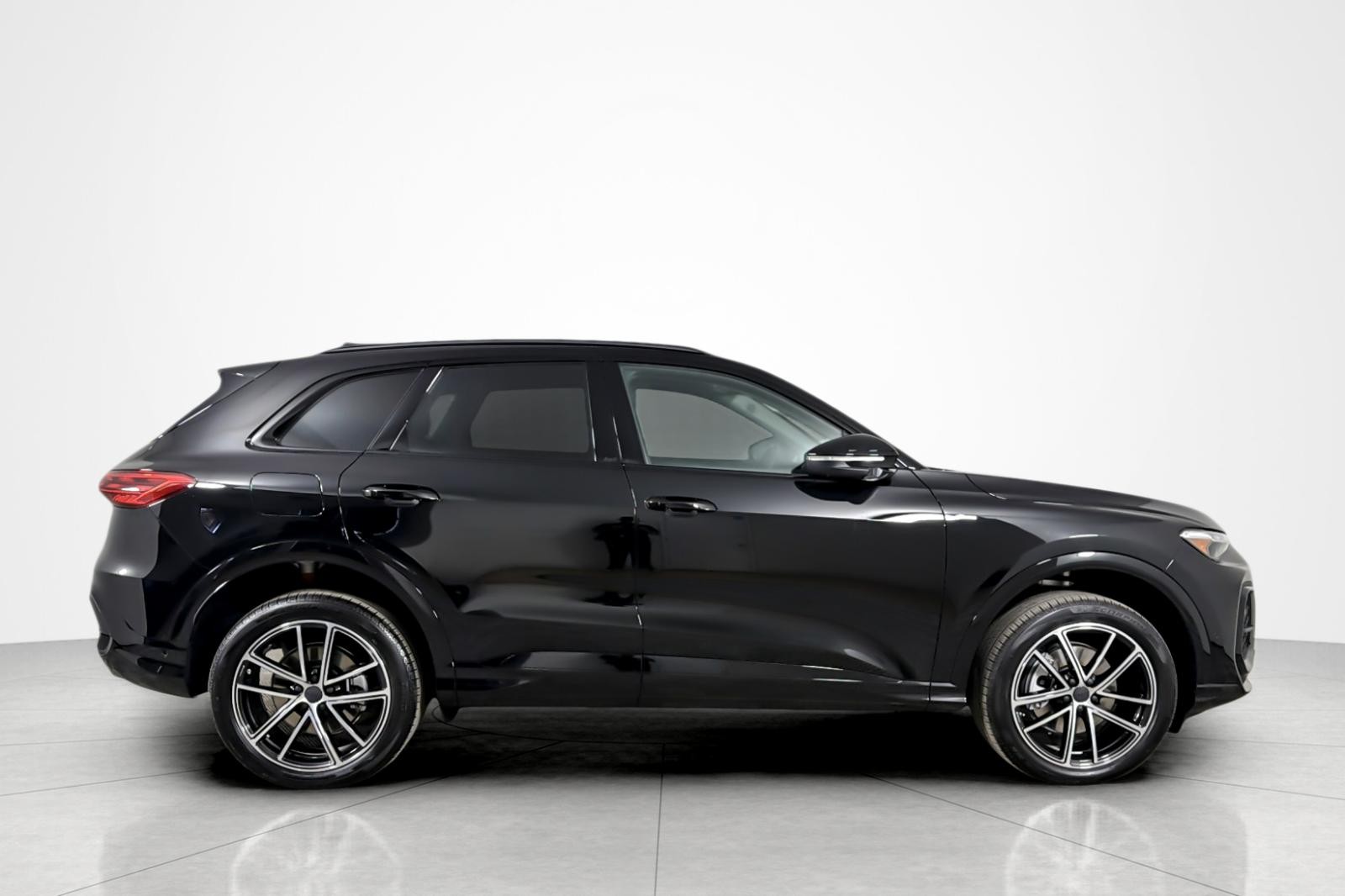 New 2026 Mythos Black Metallic Audi Premium 2.0 TFSI quattro image 7