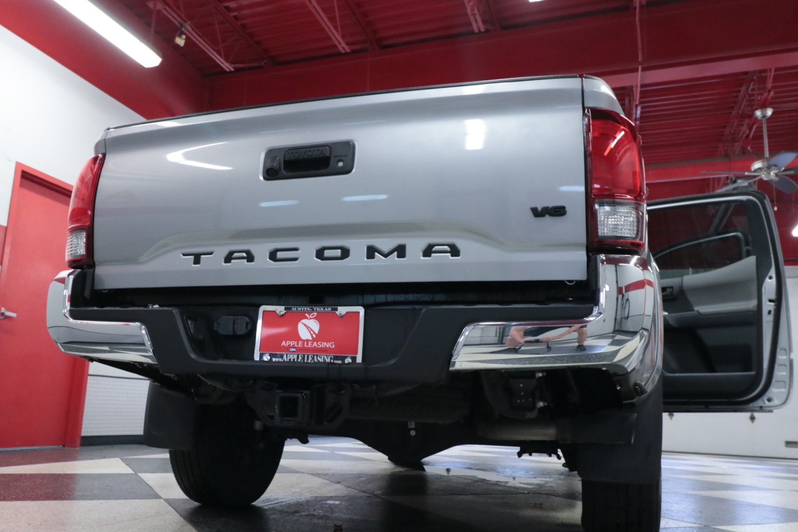 Used Car 2021 Toyota Tacoma 2wd  Sr5 For Sale Under $30,000 In Austin, Texas