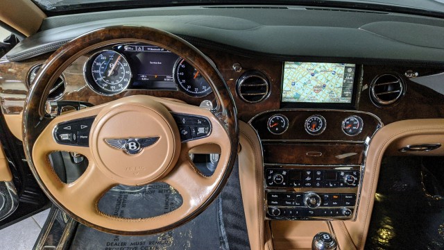 2012 Bentley Mulsanne  18