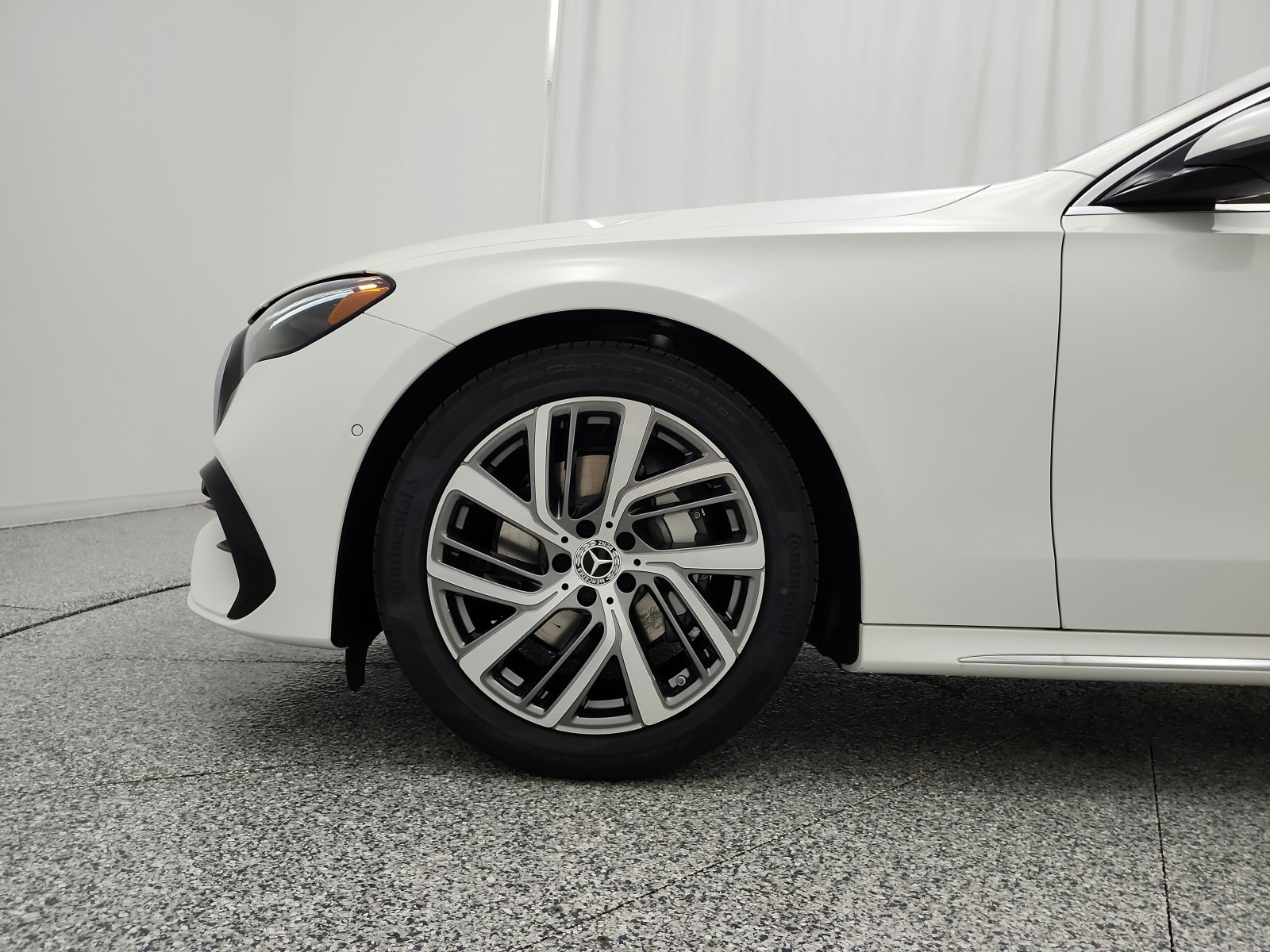 New 2027 Polar White Mercedes-Benz E 350 RWD Sedan image 13