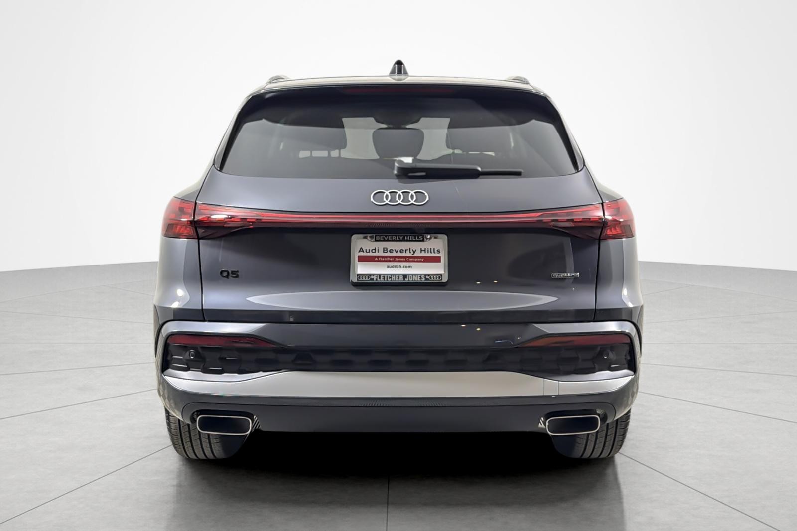 Used 2025 Tambora Gray Metallic Audi Premium 2.0 TFSI quattro image 4