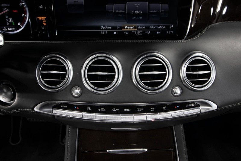 2017 Mercedes-Benz S-Class S 550 DESIGNO Cabriolet ($148,310 MSRP) *ONLY 27,000 MILES in , 