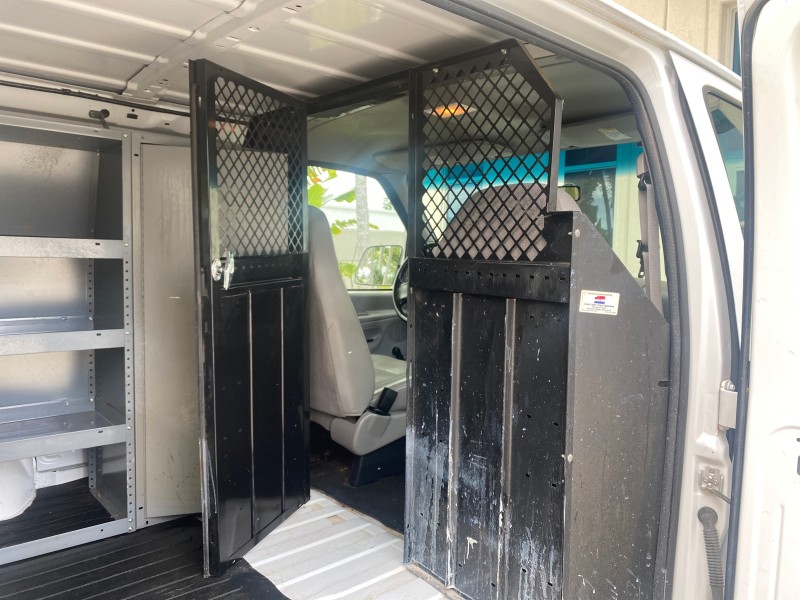 2000 Ford Econoline Cargo Van LOW MILES 68,046 in , 