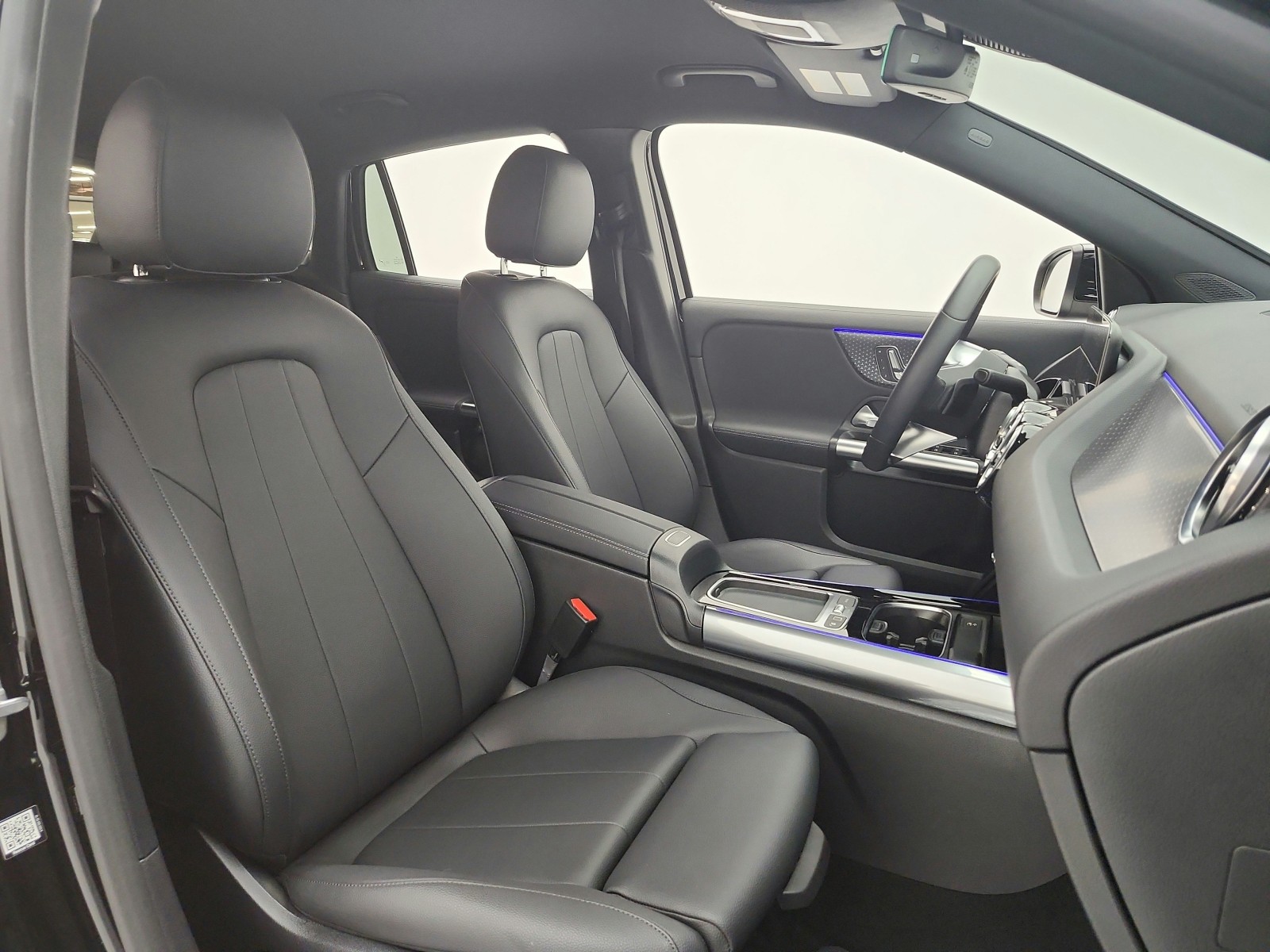 Certified Used 2025 Night Black Mercedes-Benz GLA 250 SUV image 21