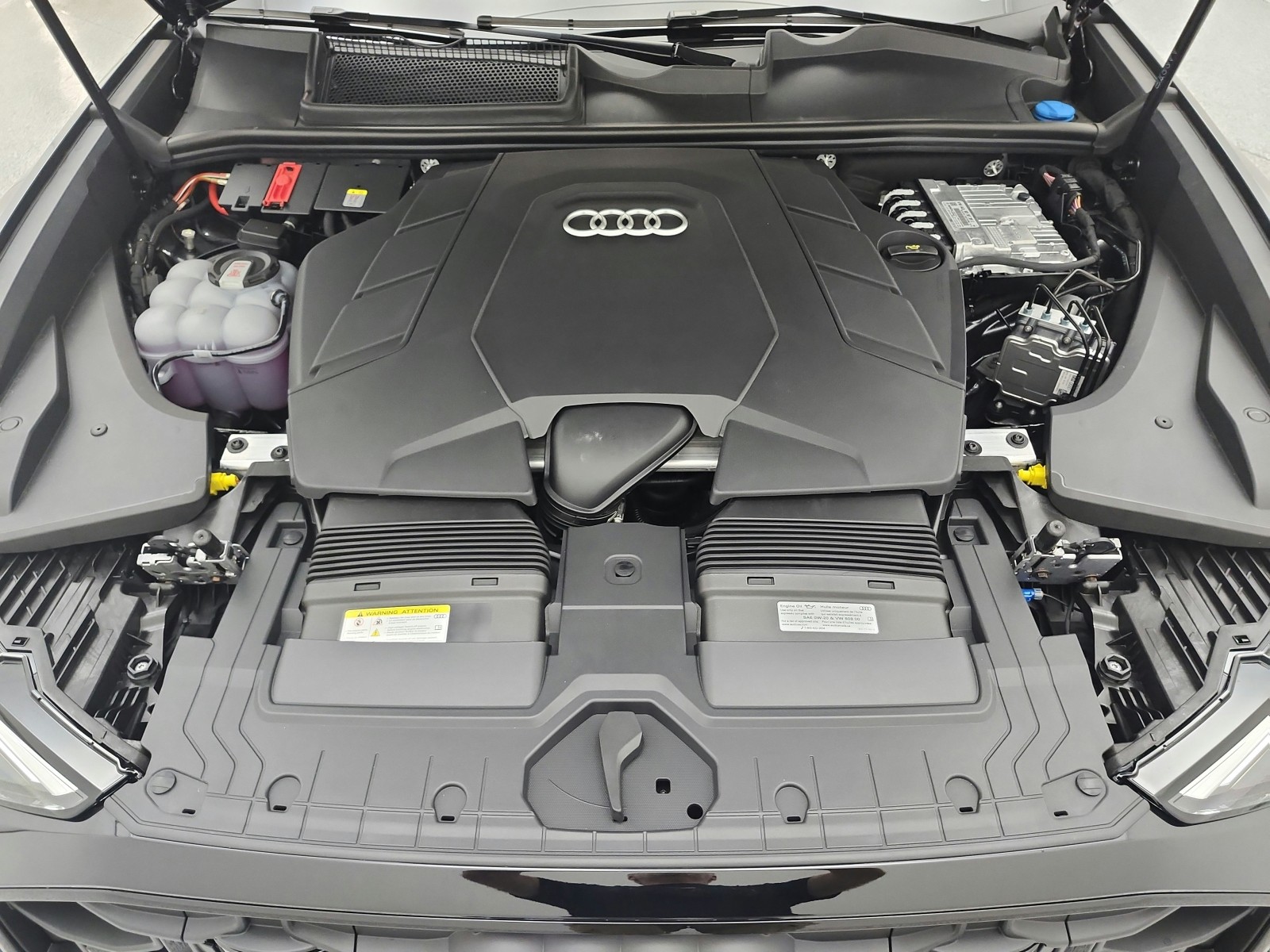 New 2026 Daytona Gray Pearl Effect Audi Premium Plus quattro image 14