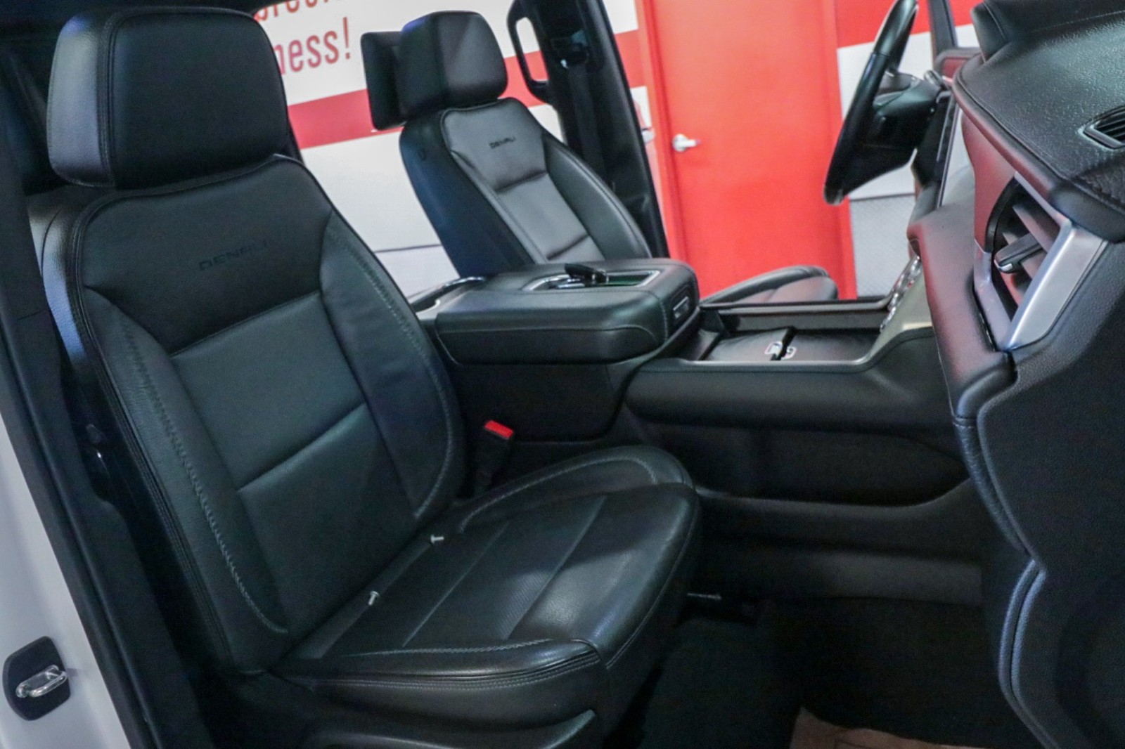 Used Car 2021 Gmc Yukon Xl  Denali For Sale Under $50,000 In Austin, Texas
