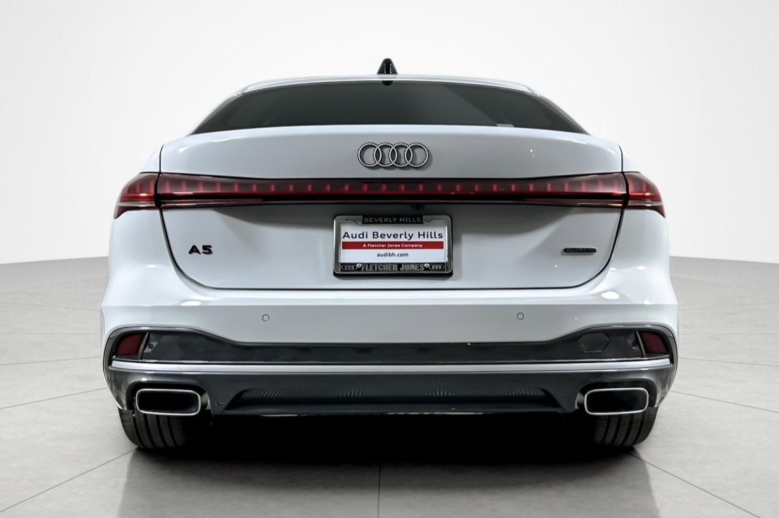 New 2025 Glacier White Metallic Audi Premium Plus 2.0 TFSI quattro image 5