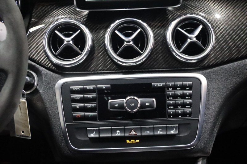 2015 Mercedes-Benz GLA 45 AMG 4MATIC w/Performance Pkgs 4dr Suv in , 