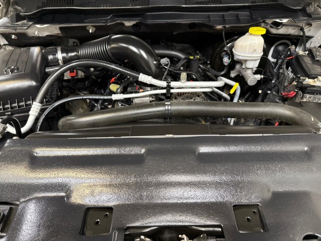 2020 Ram 1500 Classic SLT 4WD 5.7L-V8 in ,