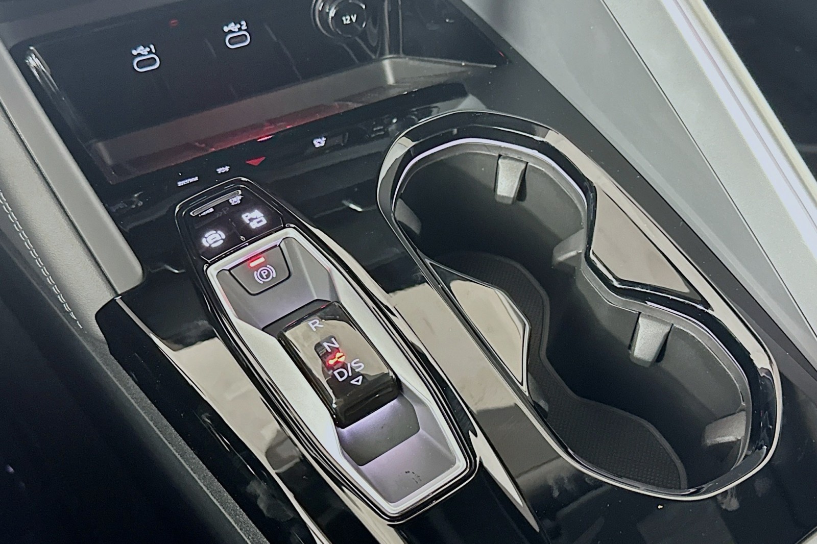 New 2025 District Green Metallic Audi Premium image 7