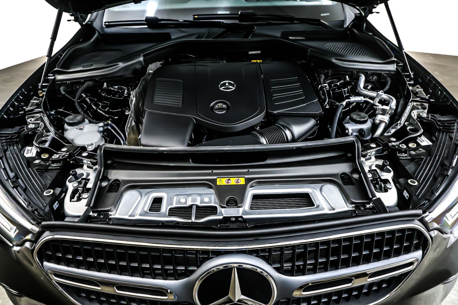 New 2026 Black Mercedes-Benz GLC 300 image 11